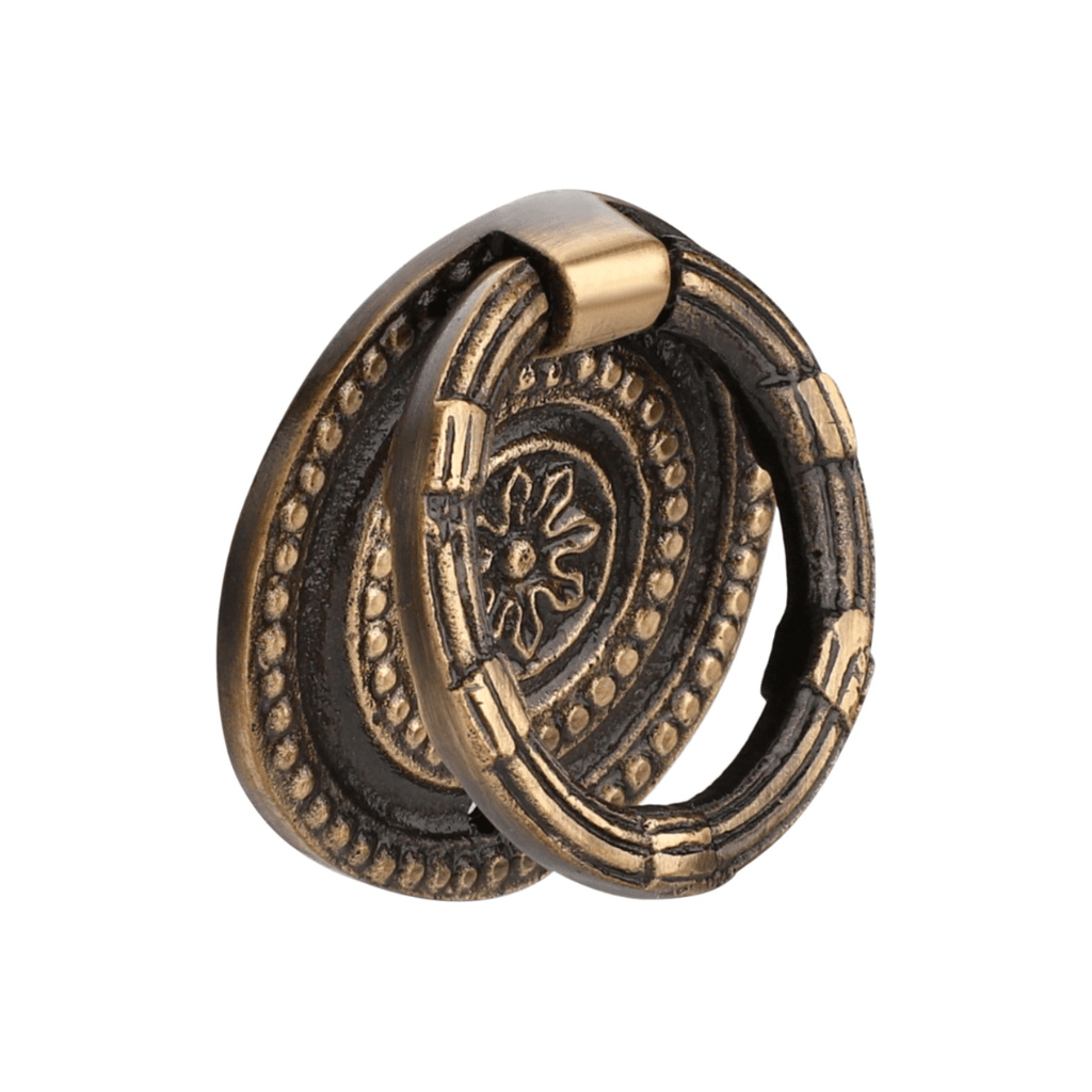 Explore chic brass drawer handles for a stylish furniture upgrade. Elevate drawers with durable brass pulls, optimizing both aesthetics and functionality. Discover the best brass drawer pulls for timeless elegance and lasting appeal.